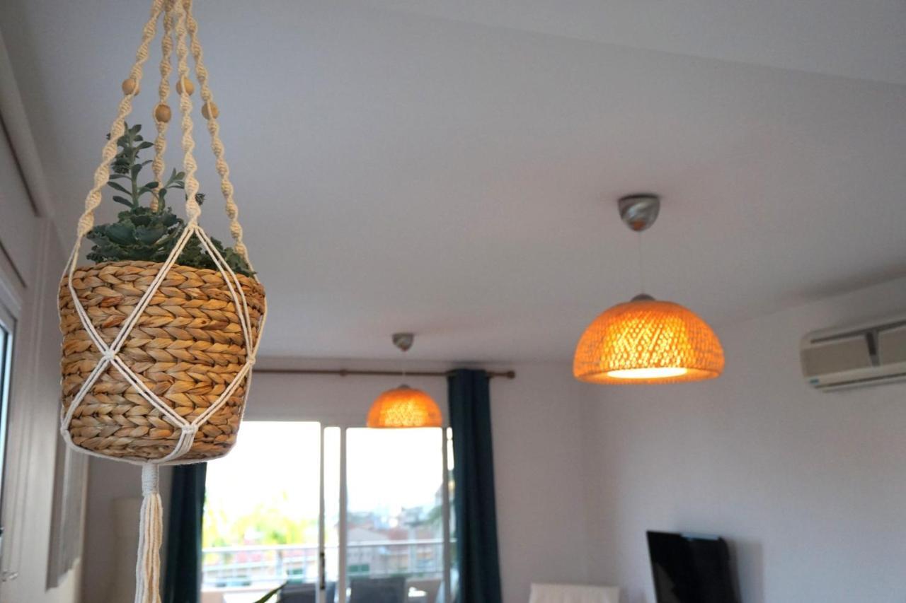 Top Seaview Apartment In ペイヤ エクステリア 写真